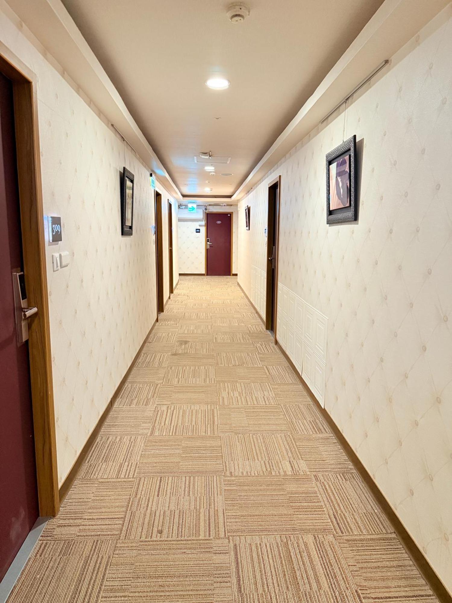 泊居旅店 Oursinn Hotel Taipei Luaran gambar