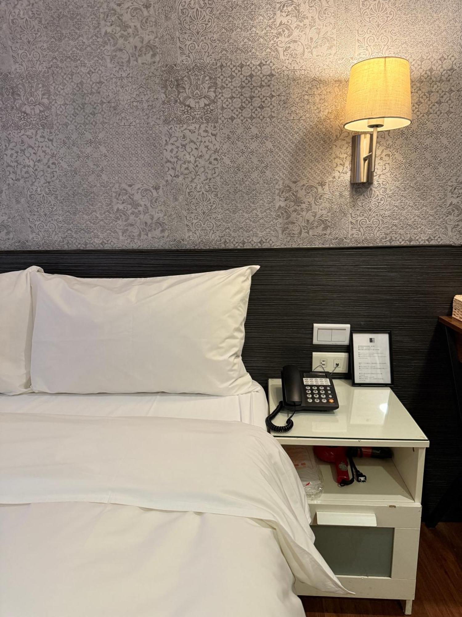 泊居旅店 Oursinn Hotel Taipei Luaran gambar