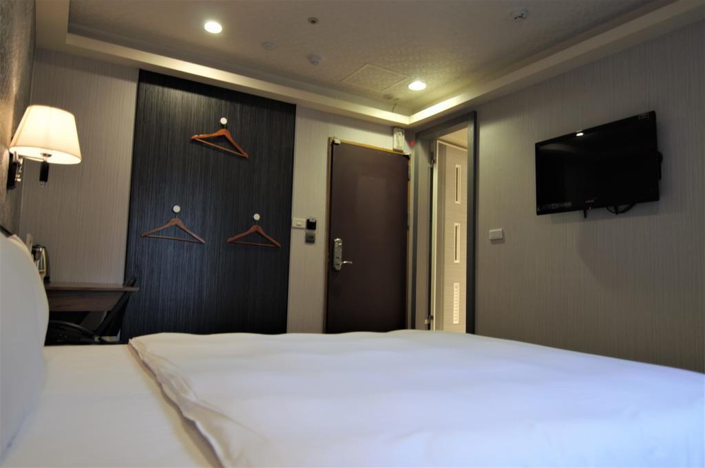 泊居旅店 Oursinn Hotel Taipei Luaran gambar