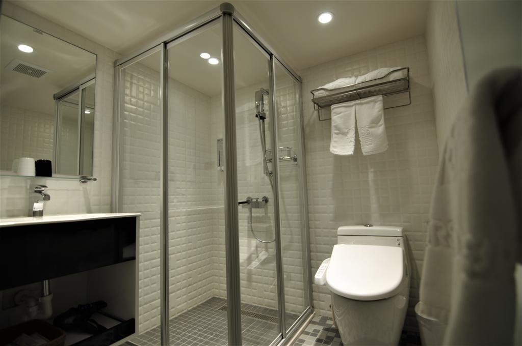 泊居旅店 Oursinn Hotel Taipei Luaran gambar