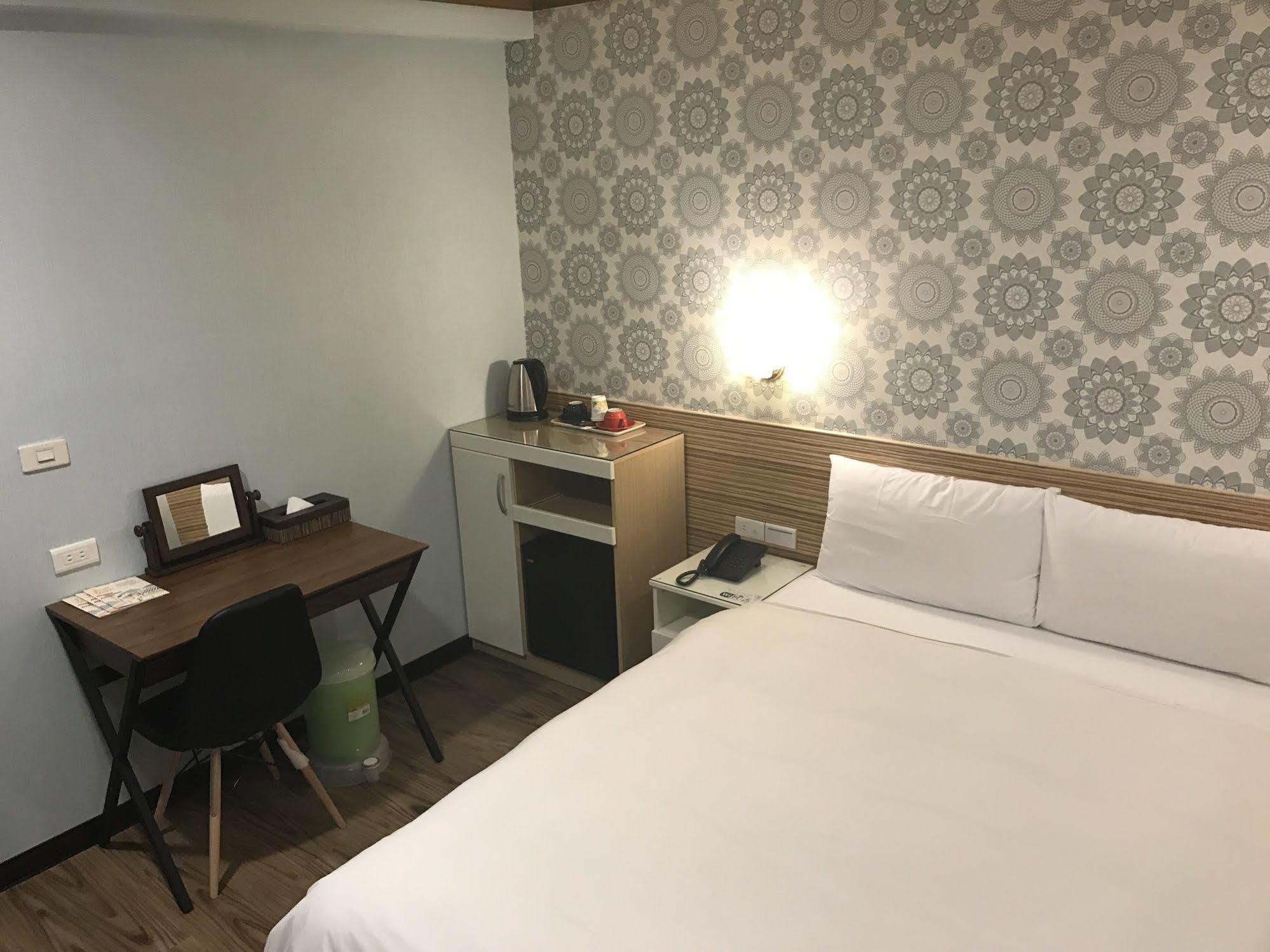泊居旅店 Oursinn Hotel Taipei Luaran gambar