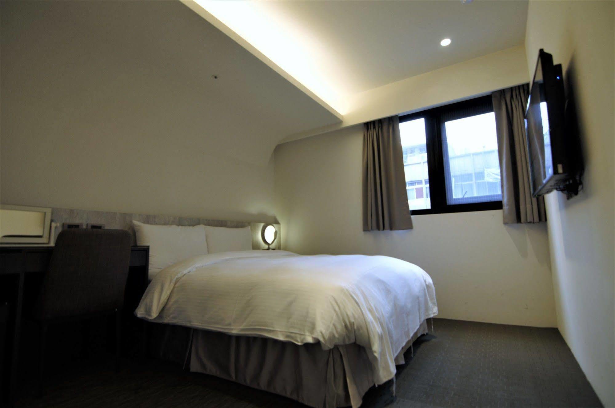 泊居旅店 Oursinn Hotel Taipei Luaran gambar