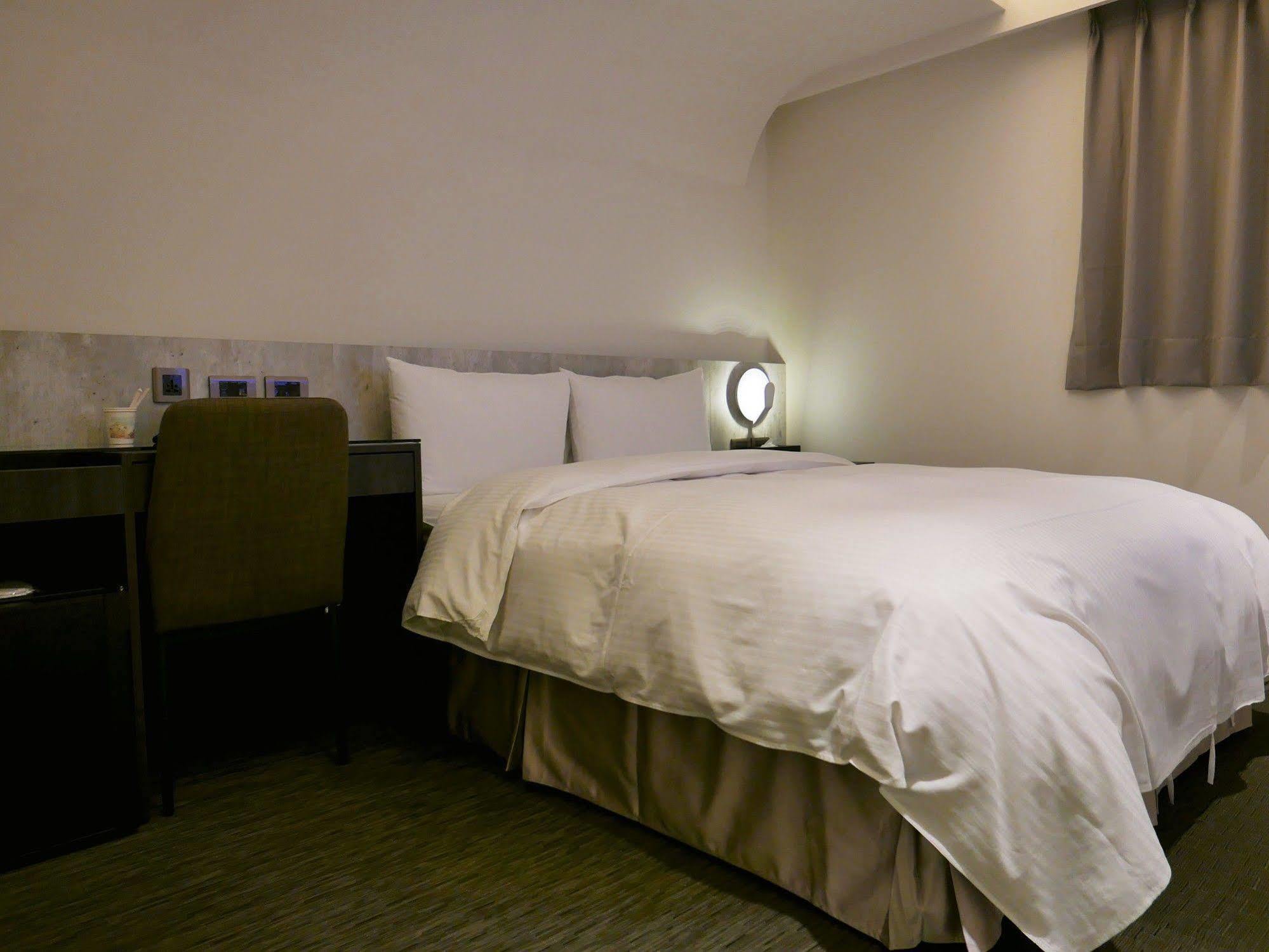 泊居旅店 Oursinn Hotel Taipei Luaran gambar